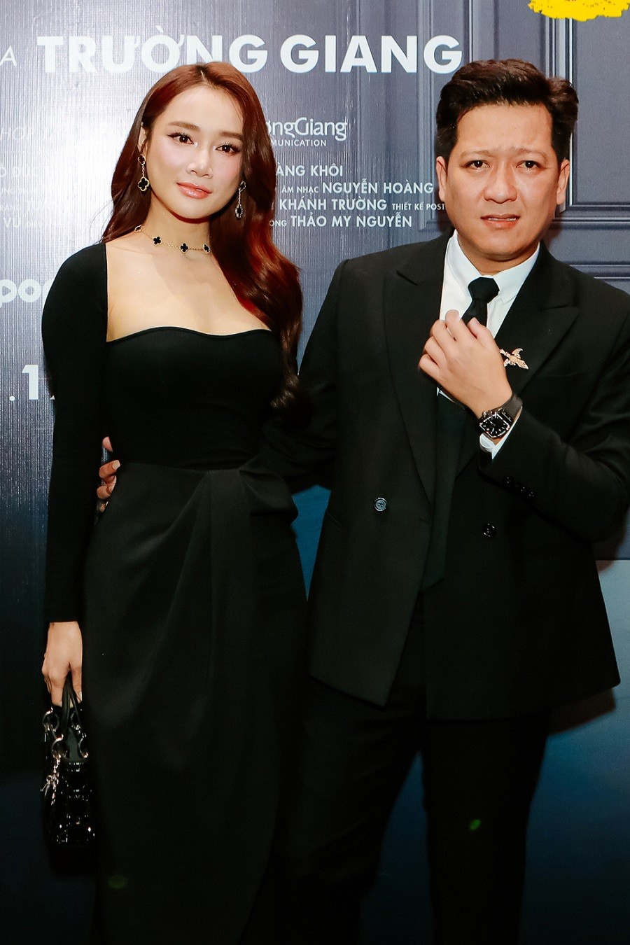 Ngắm diễn viên Nhã Phương sang trọng, thanh lịch với túi xách hàng hiệu