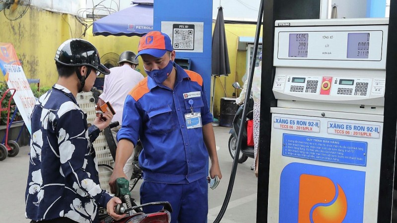 Giá xăng dầu hôm nay 20/2: Đảo ngược đà trượt dốc; giá xăng trong nước sắp tăng nhẹ? Giá xăng dầu hôm nay 20/2: Đảo ngược đà trượt dốc; giá xăng trong nước sắp tăng nhẹ?