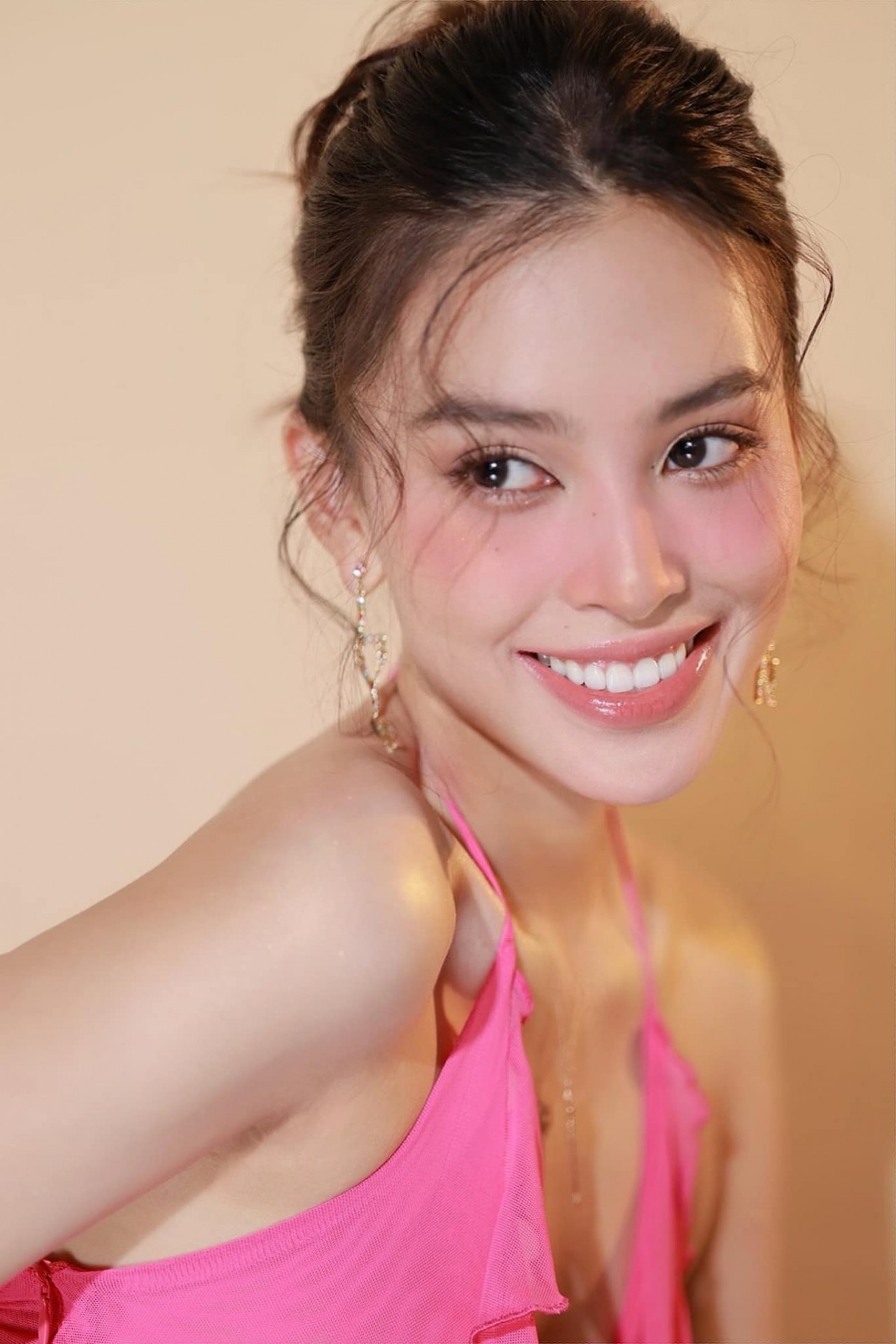 Ha hậu Trần Tiểu Vy