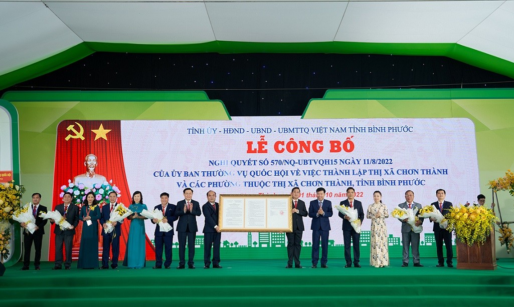 Ảnh Lễ công bố Nghị quyết của UBTVQH15 thành lập Thị xã Chơn Thành Ảnh Lễ công bố Nghị quyết của UBTVQH15 thành lập Thị xã Chơn Thành