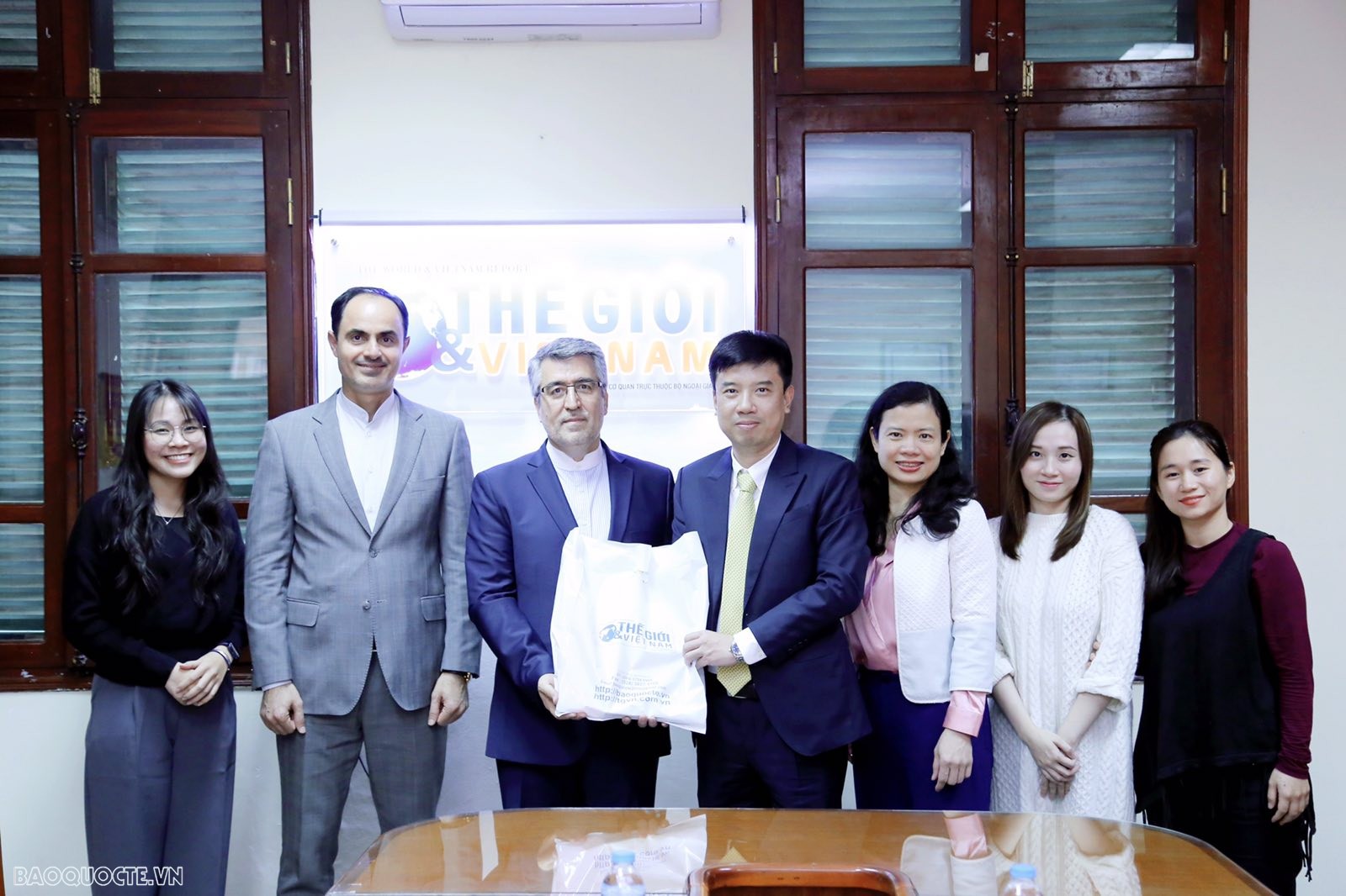 Đại sứ Iran thăm và làm việc với Báo Thế giới & Việt Nam