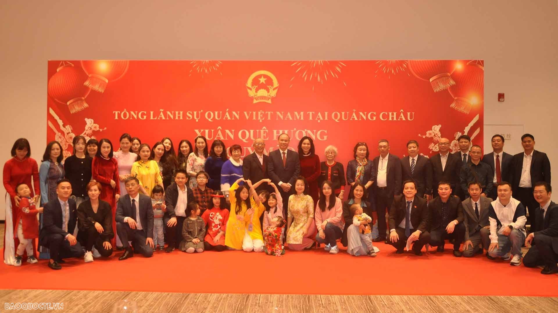 Tổng lãnh sự quán Việt Nam tại Quảng Châu, Trung Quốc tổ chức gặp mặt đầu Xuân 2023