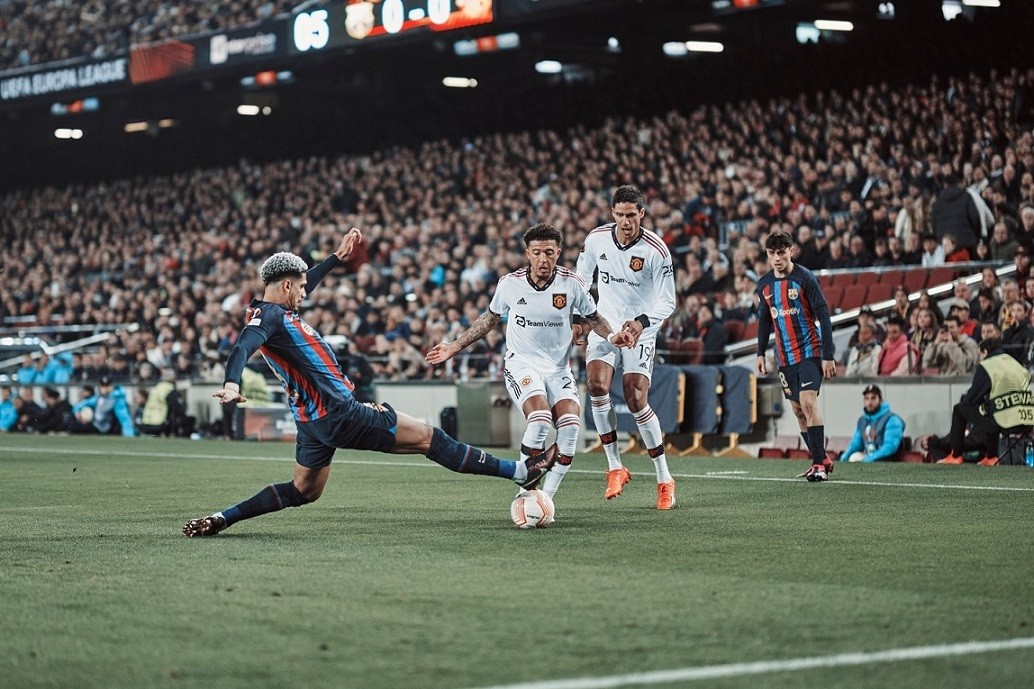 Nhận định MU vs Barcelona, lượt về play-off Europa League: Ngang tài ngang sức?