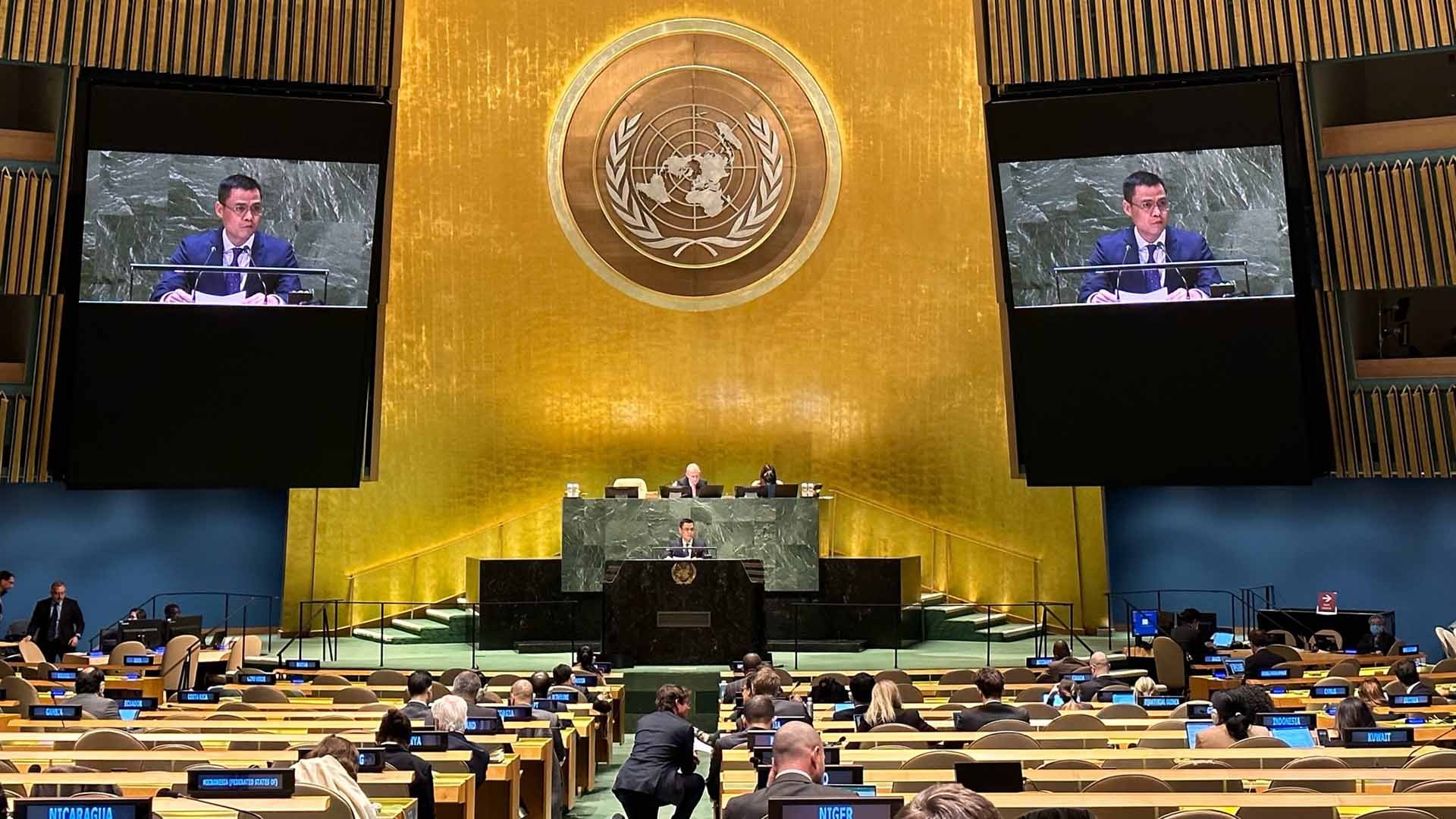 Phiên họp khẩn cấp lần thứ 11 của Đại hội đồng Liên hợp quốc để tiếp tục thảo luận về tình hình Ukraine, đúng một năm kể từ khi bắt đầu xung đột.