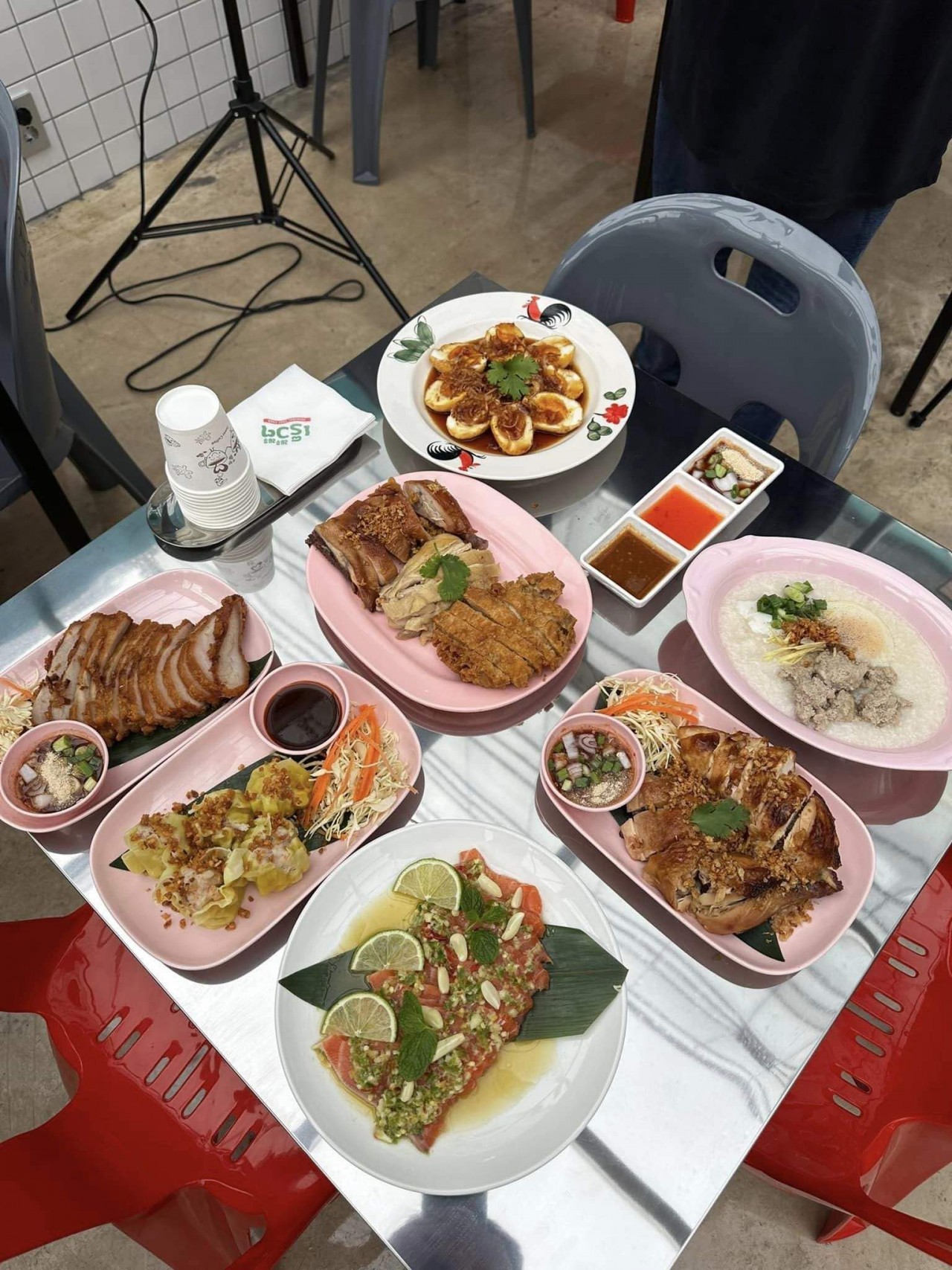 Mục sở thị nhà hàng Thái Lan tại Seoul được sao KPop yêu thích