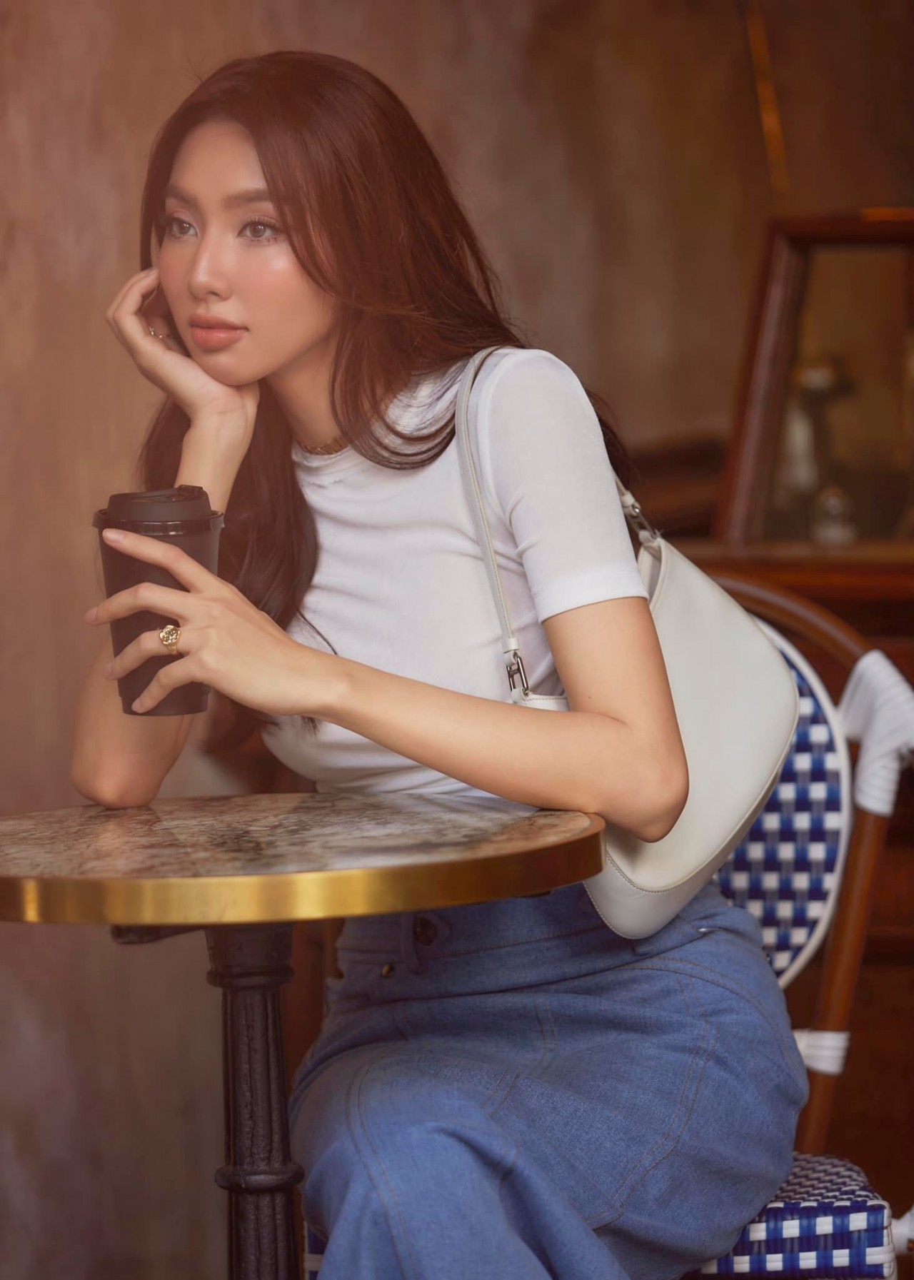 Hoa hậu Nguyễn Thúc Thùy Tiên