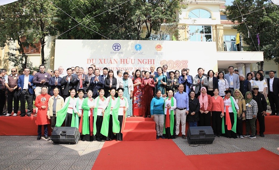 Hành trình ý nghĩa của chương trình Du Xuân Hữu nghị 2023