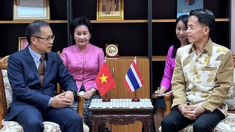 Thúc đẩy hợp tác giữa tỉnh Nong Bua Lamphu và các địa phương Việt Nam