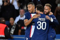Chuyển nhượng cầu thủ ngày 27/2: PSG chỉ giữ Mbappe; Real Madrid đạt thỏa thuận ký Christian Pulisic; MU quan tâm Jeremie Frimpong