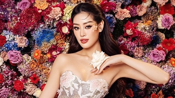 Hoa hậu Nguyễn Trần Khánh Vân hóa thân thành 'nữ hoàng' của các loài hoa
