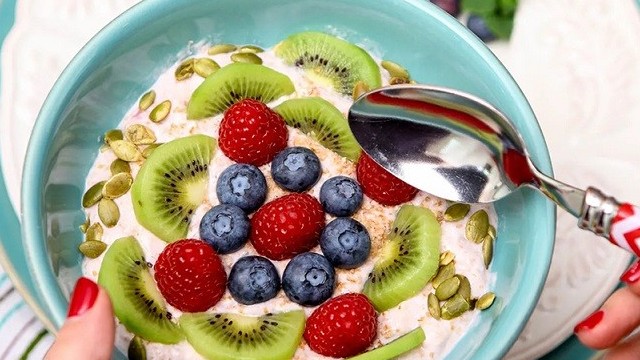 Gợi ý 10 bữa sáng ít calo, đủ dinh dưỡng hỗ trợ giảm cân nhanh