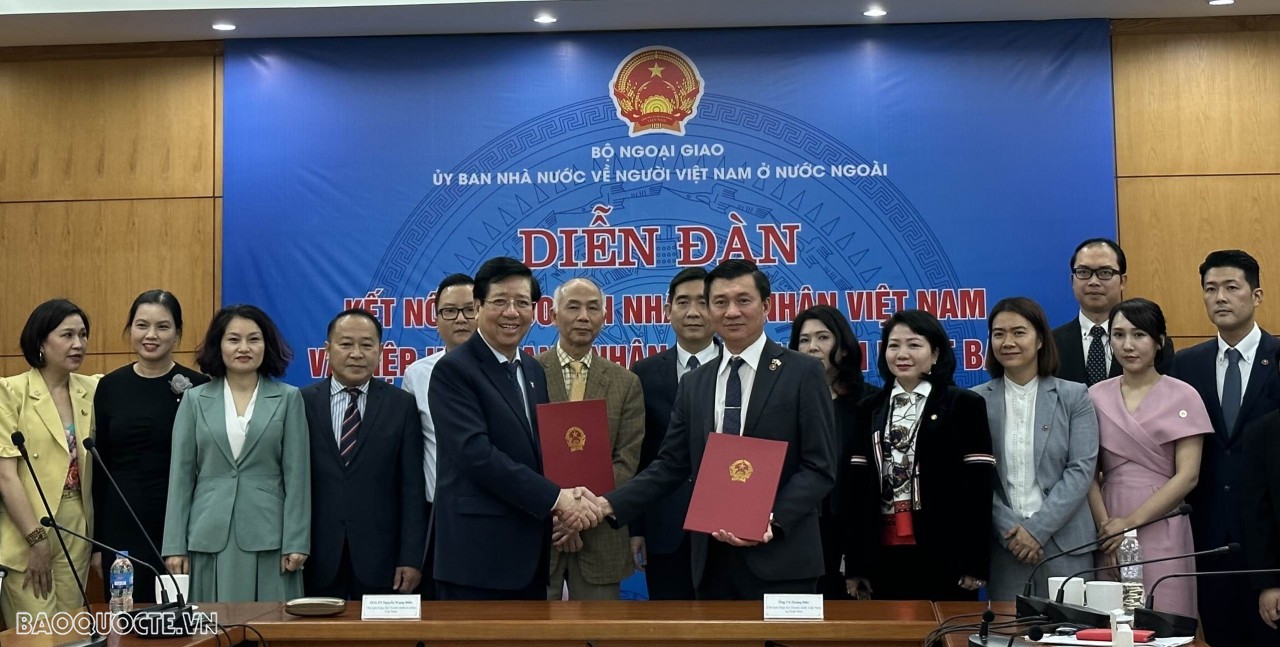 Tăng cường kết nối doanh nghiệp người Việt trong và ngoài nước Tăng cường kết nối doanh nghiệp người Việt trong và ngoài nước