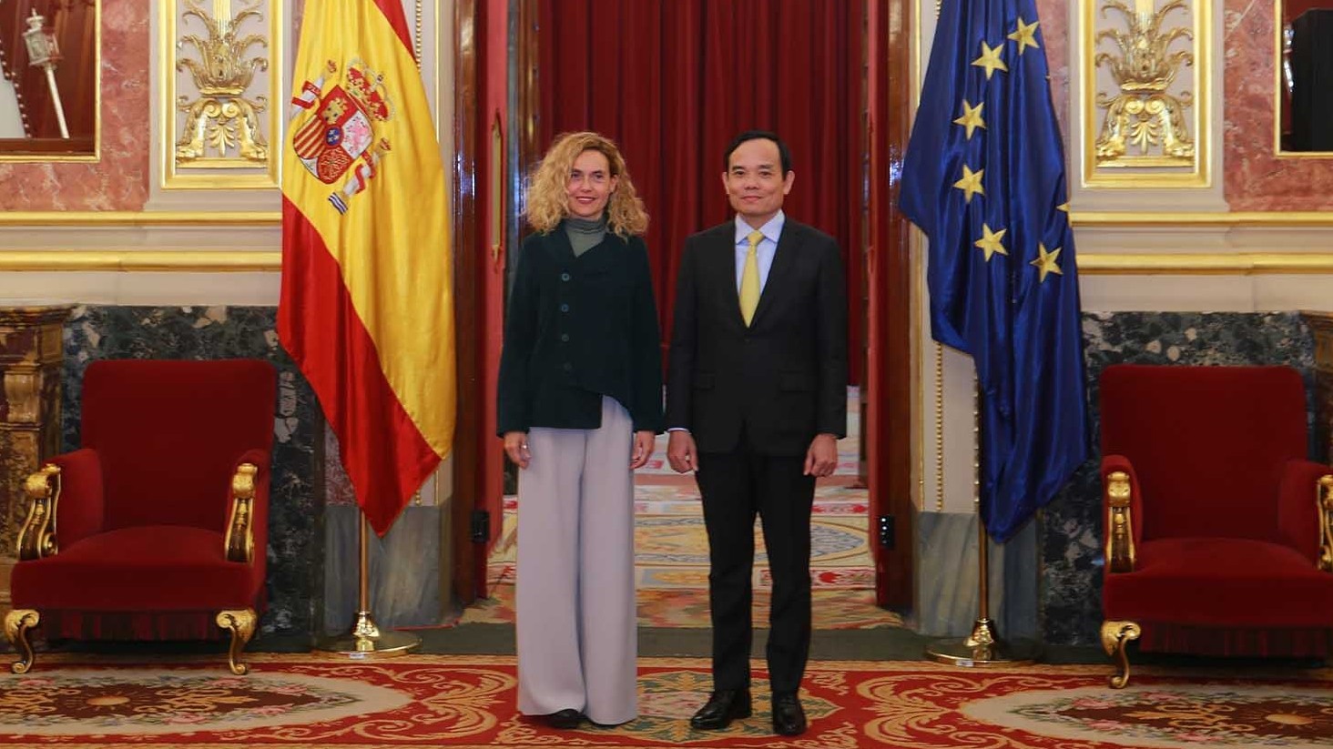 Phó Thủ tướng Trần Lưu Quang hội kiến Chủ tịch Hạ viện Tây Ban Nha