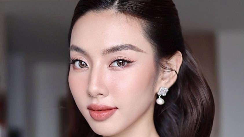 Sao Việt: Mỹ Tâm thân thiết bên Đàm Vĩnh Hưng; Hoa hậu Thùy Tiên xinh đẹp, gợi cảm