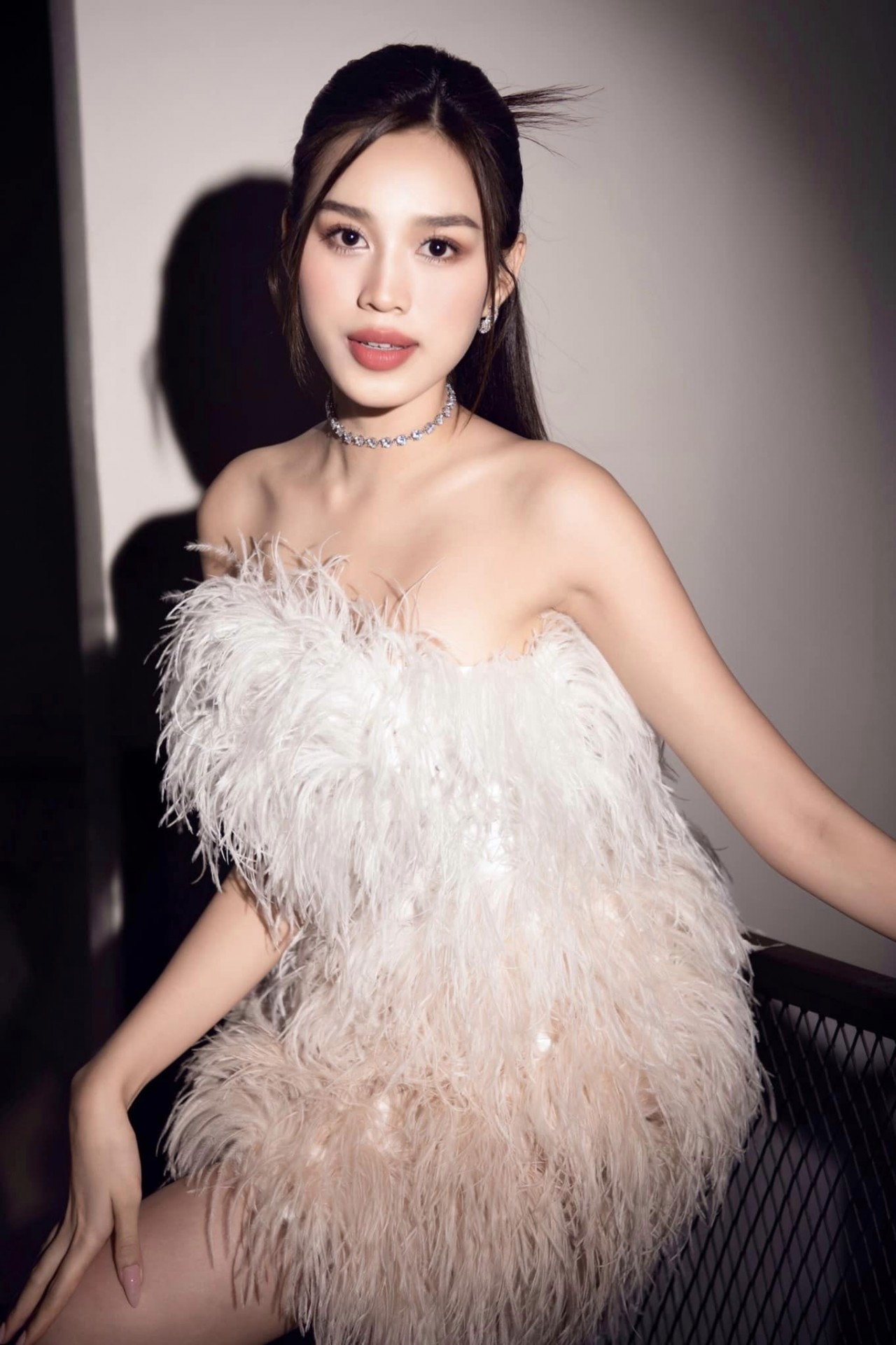 Mê đắm nhan sắc bộ 3 giám khảo quyền lực Lương Thùy Linh - Tiểu Vy- Đỗ Thị Hà