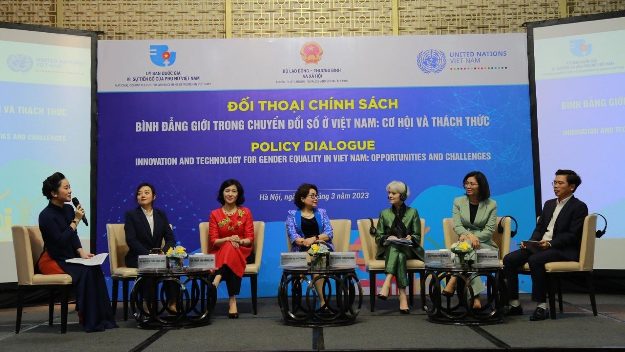 Đối thoại chính sách 'Bình đẳng giới trong chuyển đổi số ở Việt Nam: Cơ hội và thách thức'
