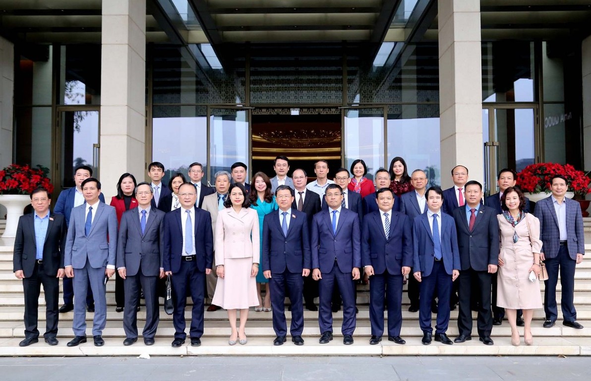 Thường trực Ủy ban Đối ngoại gặp mặt các Trưởng cơ quan đại diện Việt Nam ở nước ngoài