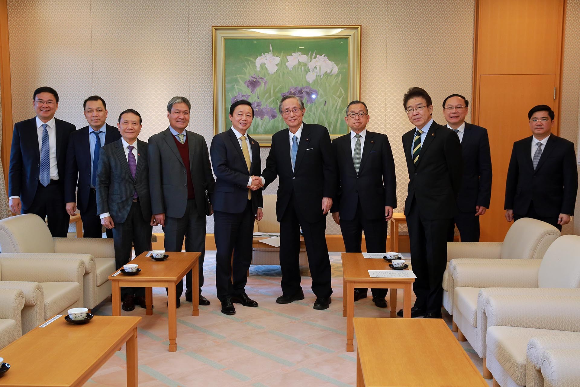 Phó Thủ tướng Trần Hồng Hà, Chủ tịch Hạ viện Nhật Bản Hosoda Hiroyuki và các đại biểu dự cuộc hội kiến.  (Nguồn: VGP)