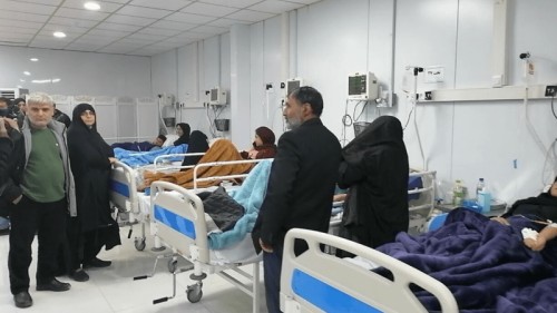 Hơn 1.200 nữ sinh Iran bị ngộ độc, người dân biểu tình, Tehran tố 'âm mưu của kẻ thù', quốc tế hối điều tra