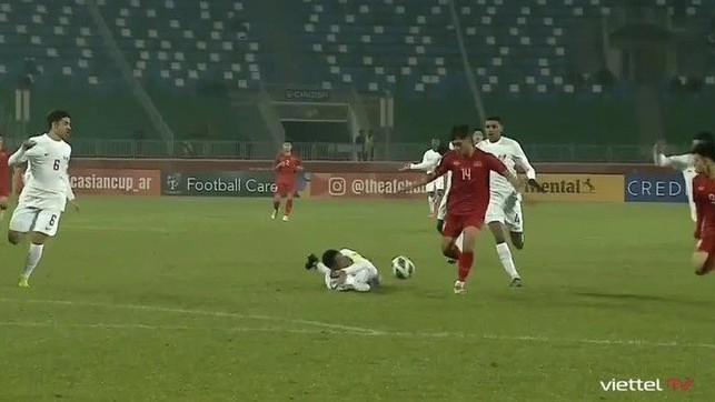 Lý do tình huống U20 Việt Nam bị xử oan, mất phạt đền cay đắng