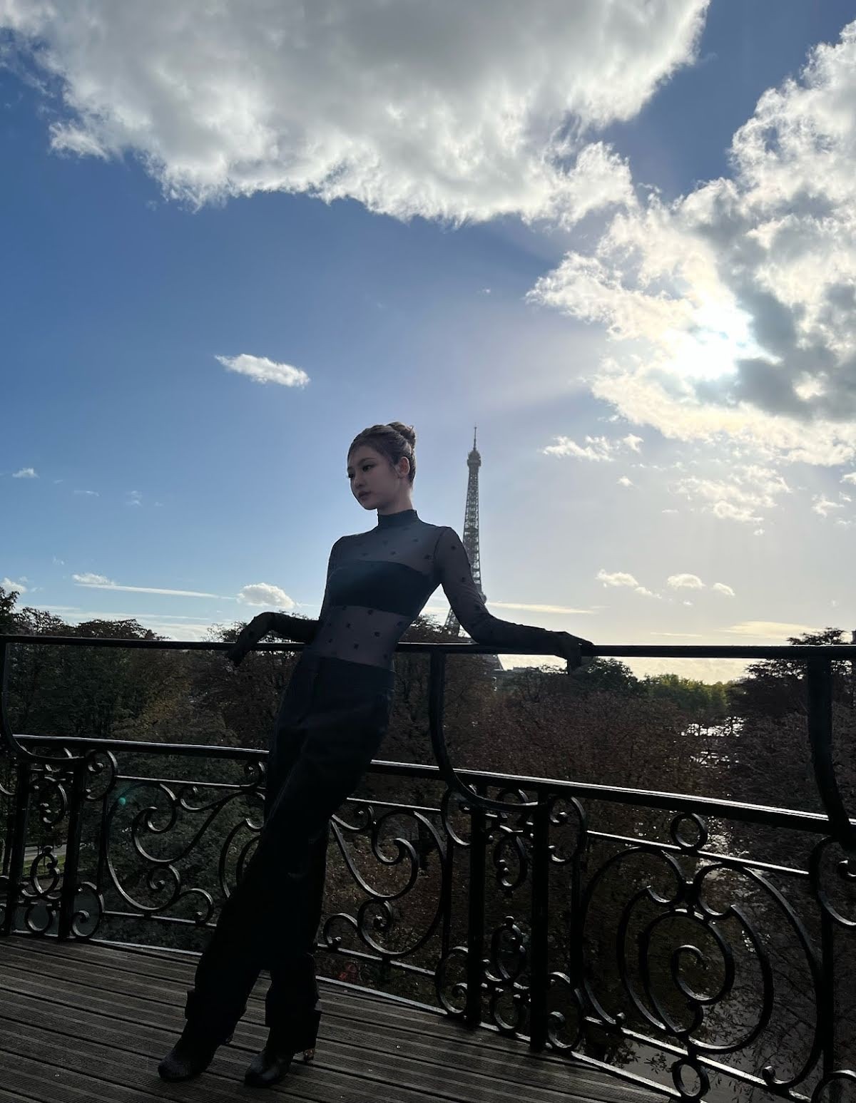 Hyein của NewJeans và NingNing của aespa đụng trang phục, khoe nhan sắc một 9 một 10 Hyein của NewJeans và NingNing của aespa đụng trang phục, khoe nhan sắc một 9 một 10