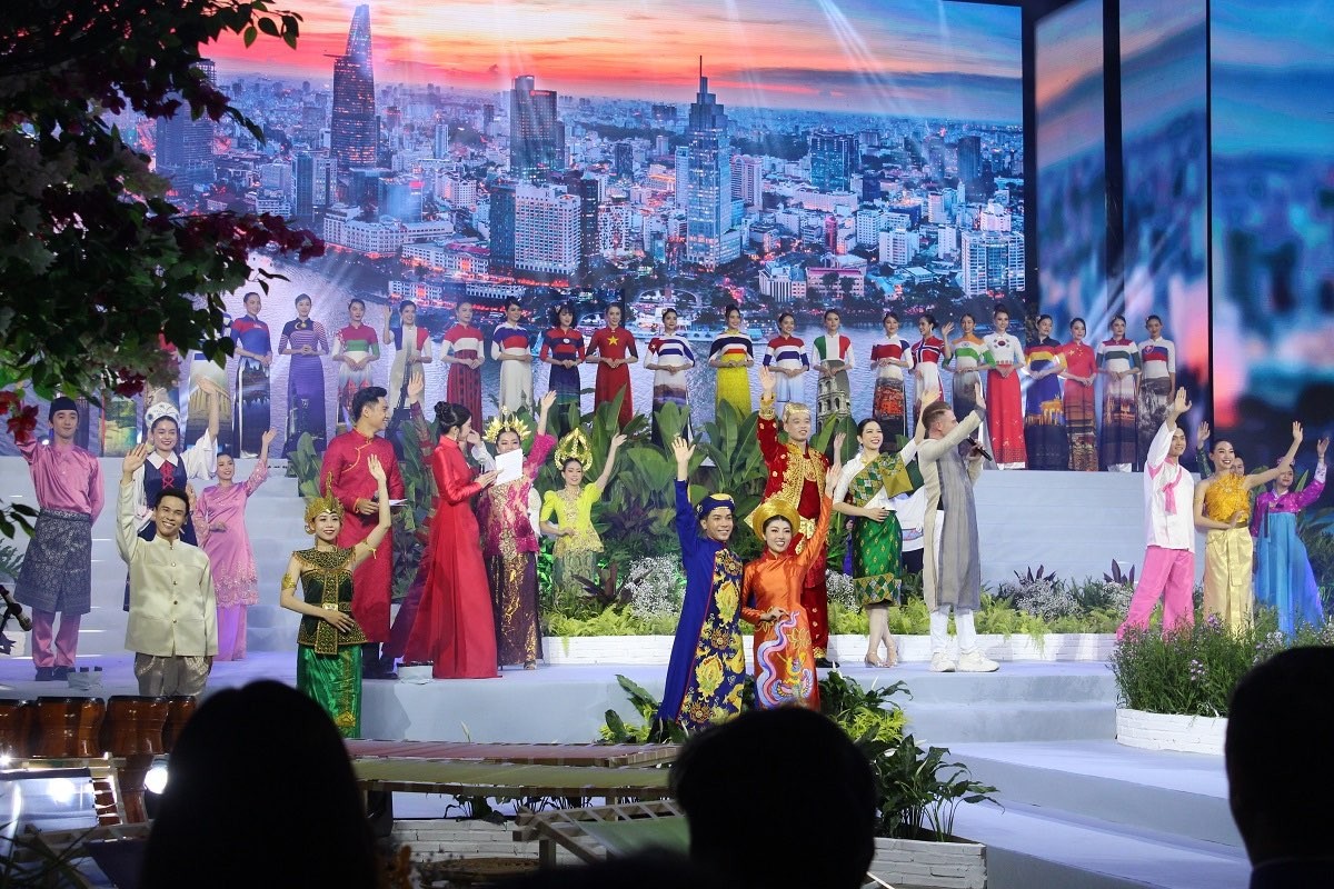 Khai mạc Lễ hội Áo dài TP. Hồ Chí Minh lần thứ 9 Khai mạc Lễ hội Áo dài TP. Hồ Chí Minh lần thứ 9