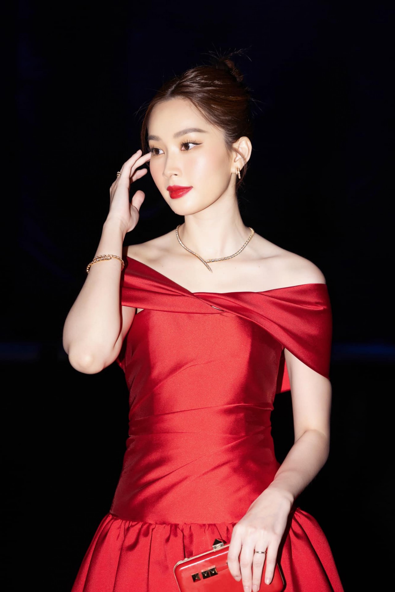 Hoa hậu Đặng Thu Thảo