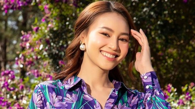 Ninh Dương Lan Ngọc hút hồn trong sắc tím mộng mơ