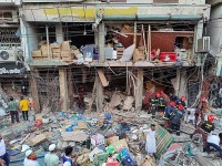 Điểm tin thế giới sáng 8/3: Vụ nổ ở Bangladesh, quan hệ Nhật-Hàn 'hửng nắng', Mỹ bán tên lửa Javelin cho Australia, Ukraine sa thải 'sếp' an ninh