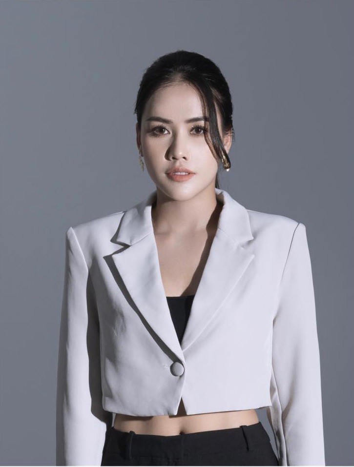 Vẻ đẹp nổi bật của 2 hoa khôi làng bóng chuyền nữ Việt Nam