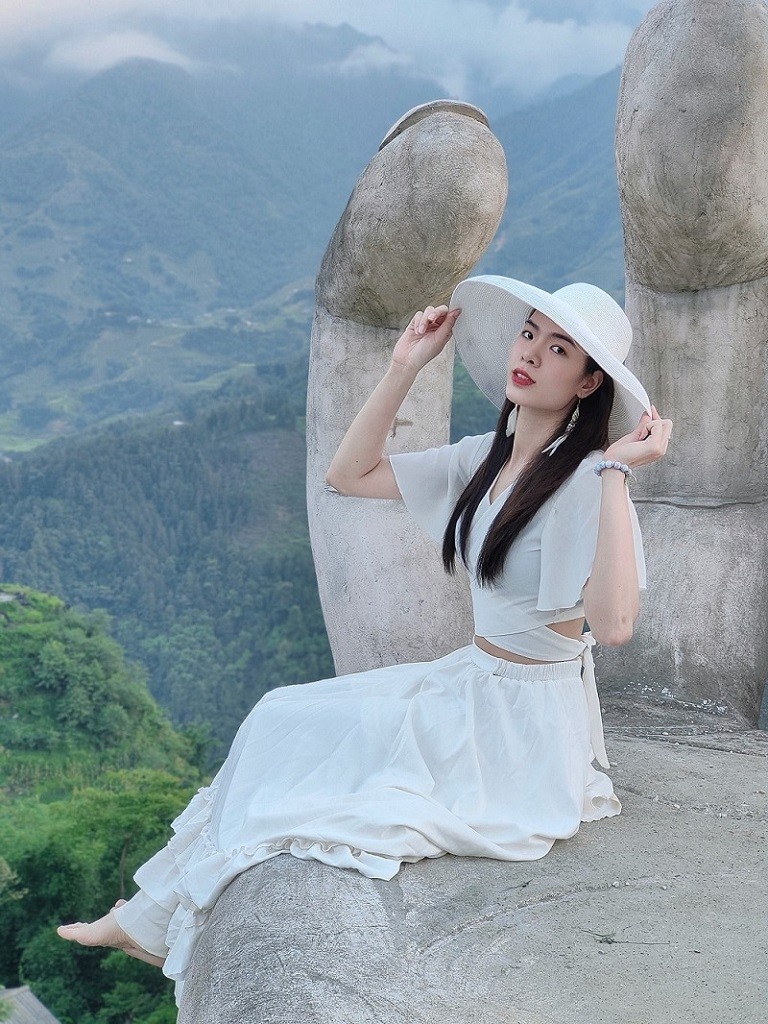 Vẻ đẹp nổi bật của 2 hoa khôi làng bóng chuyền nữ Việt Nam