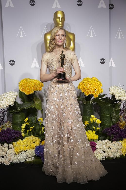 Biểu tượng thời trang Oscar qua các năm