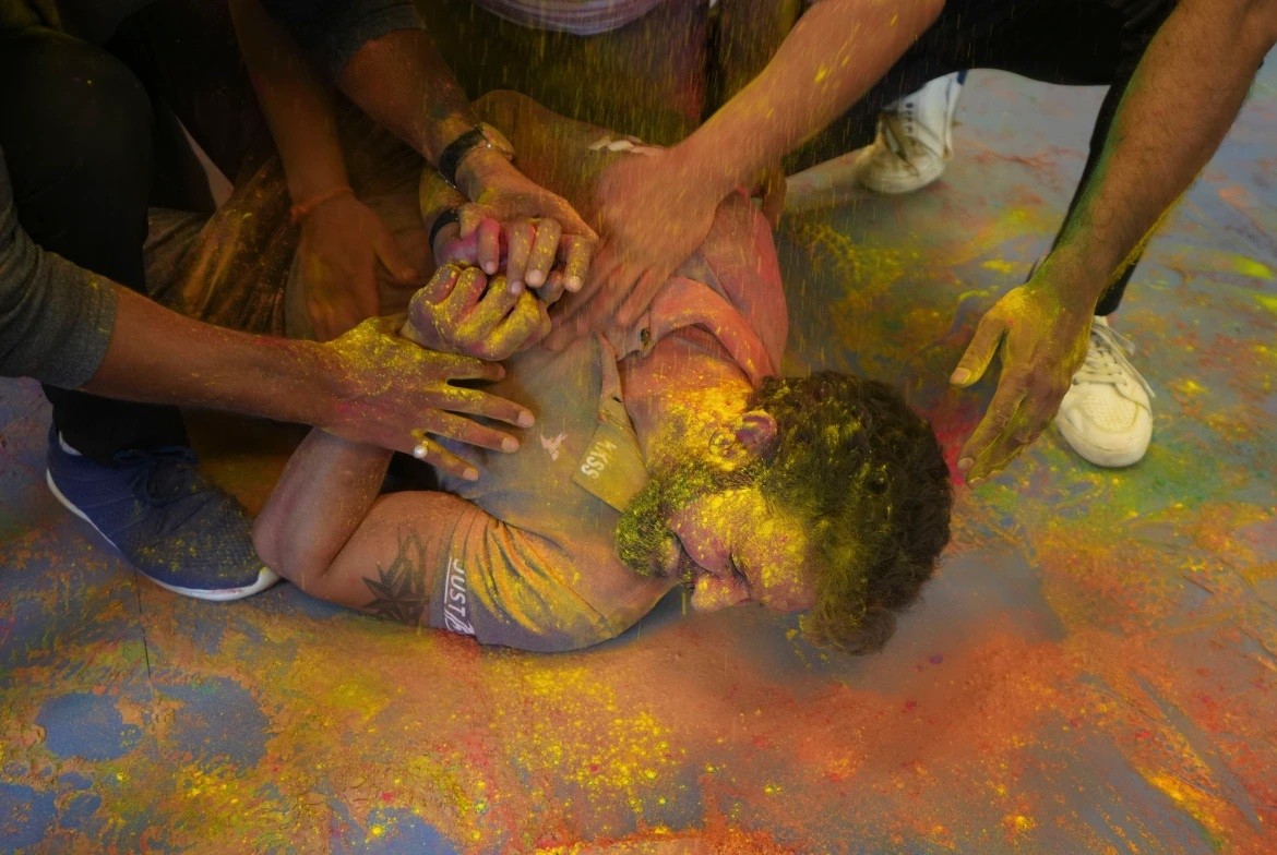 Ấn Độ rực rỡ, tưng bừng trong lễ hội Holi