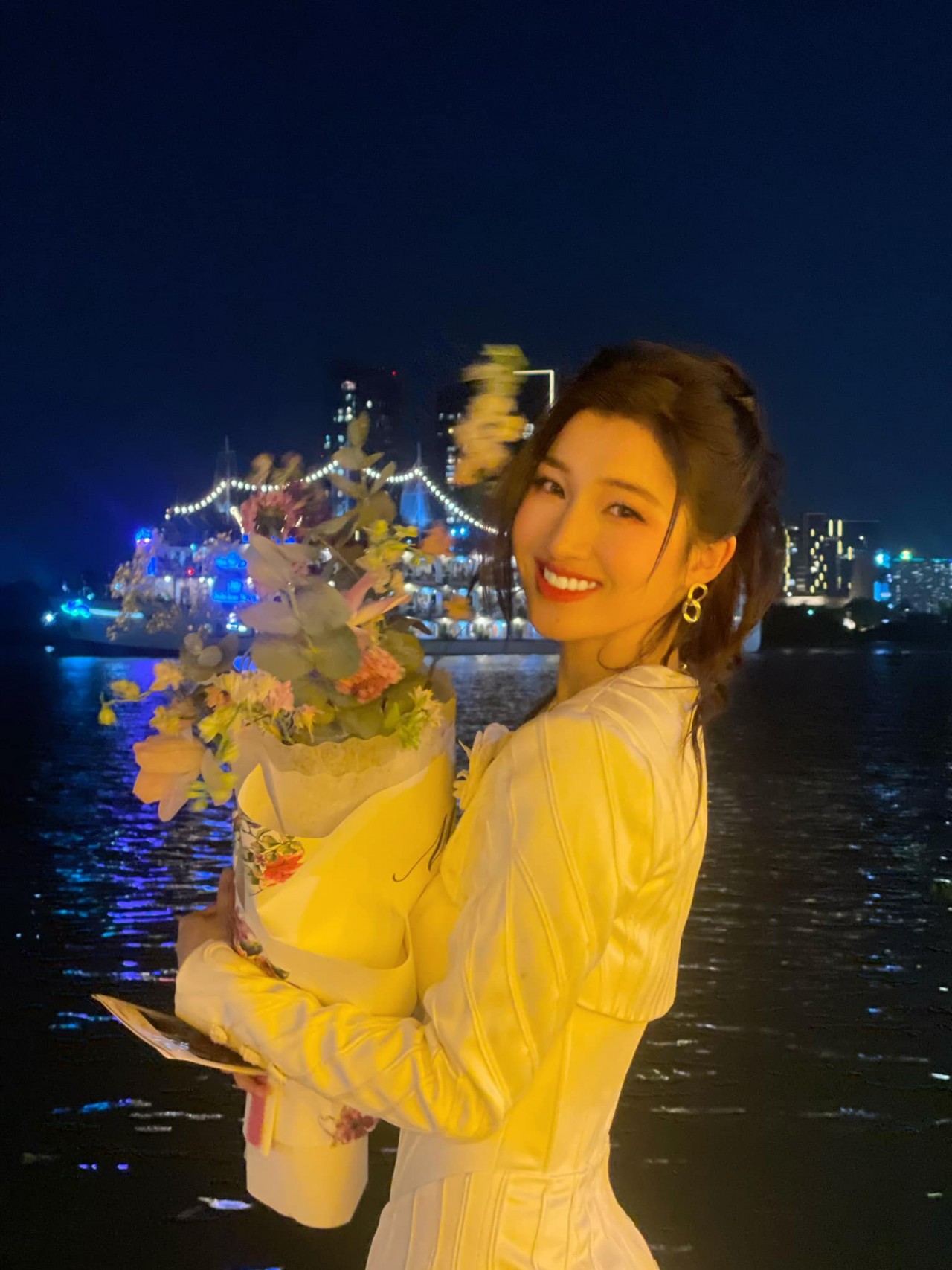 Á hậu Nguyễn Phương Nhi