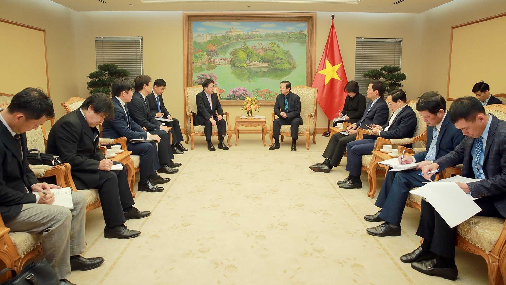 Tập đoàn Marubeni quan tâm đến các dự án điện mặt trời, điện gió tại Việt Nam