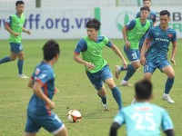 Toàn cảnh buổi tập của đội tuyển Việt Nam với Huấn luyện viên Philippe Troussier