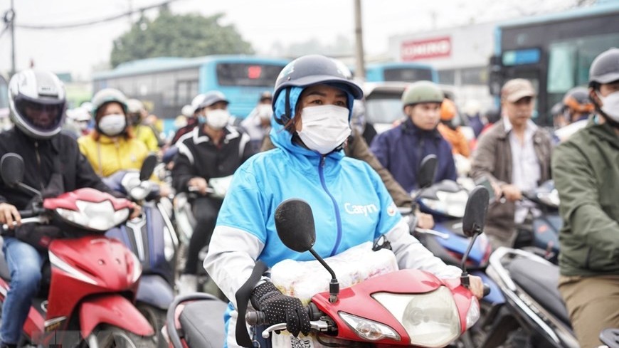 Dự báo thời tiết đêm nay và ngày mai (10-11/3): Hà Nội, Bắc Bộ đêm và sáng sớm trời rét, mưa vài nơi, sương mù nhẹ; Nam Bộ đêm không mưa, ngày nắng