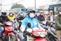 Dự báo thời tiết đêm nay và ngày mai (10-11/3): Hà Nội, Bắc Bộ đêm và sáng sớm trời rét, mưa vài nơi, sương mù nhẹ; Nam Bộ đêm không mưa, ngày nắng