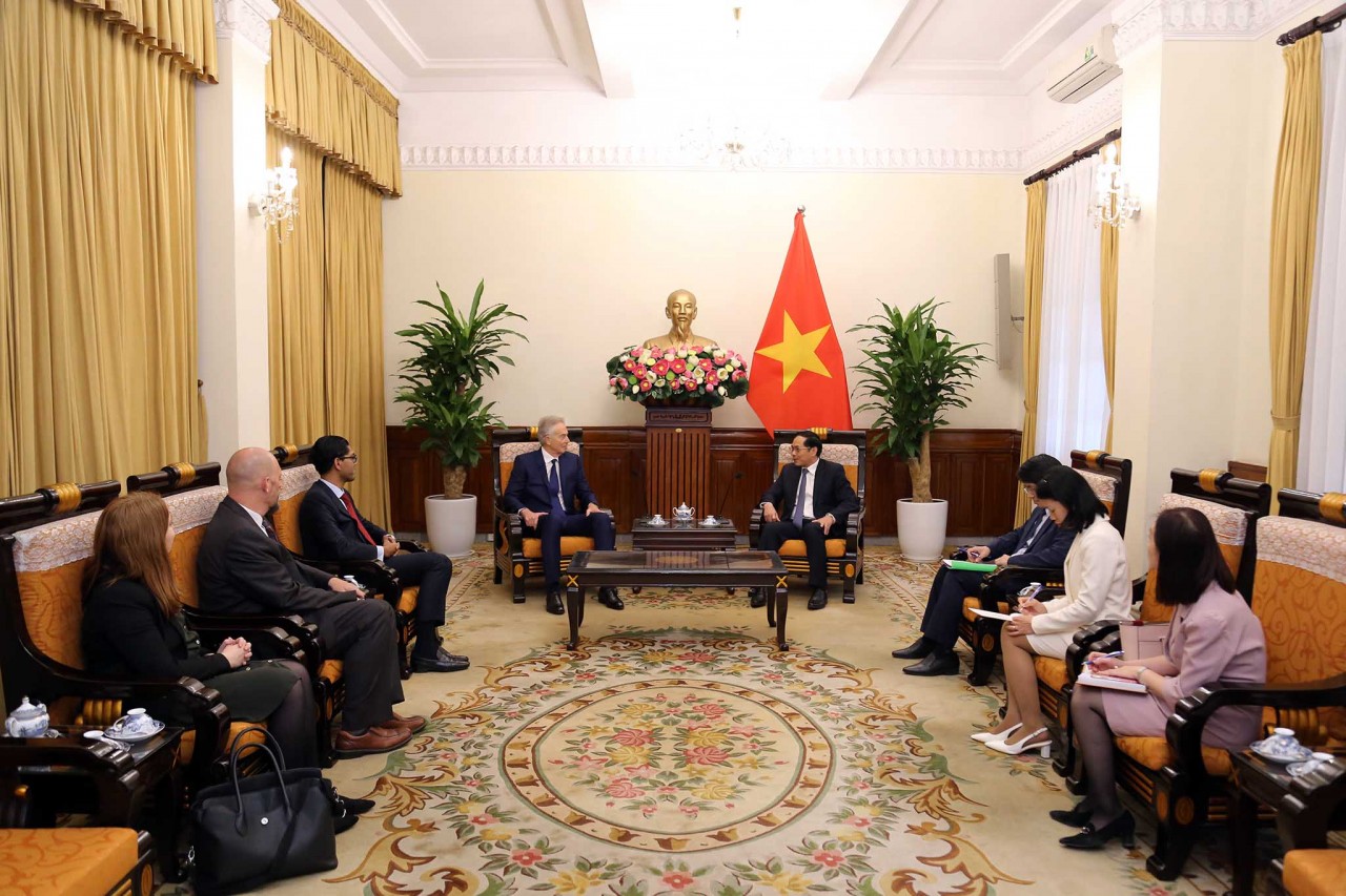 Việt Nam là quốc gia giàu tiềm năng phát triển Bộ trưởng Ngoại giao Bùi Thanh Sơn tiếp cựu Thủ tướng Anh Tony Blair