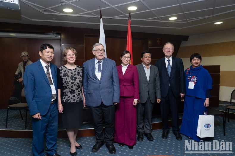 Cuộc thi dịch thuật tiếng Việt toàn Liên bang Nga lần thứ hai: Giúp phát lộ những tài năng Cuộc thi dịch thuật tiếng Việt toàn Liên bang Nga lần thứ hai: Giúp phát lộ những tài năng