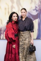 Sao Việt: Lương Thùy Linh vai trần gợi cảm, Phương Oanh đăng ảnh 'độc'