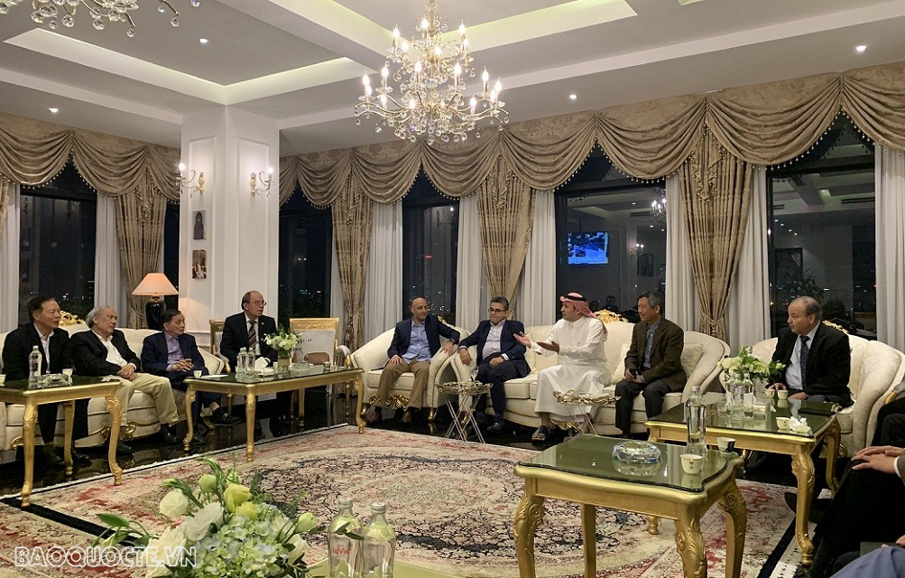 Đại diện Việt Nam và các nước Arab gặp gỡ và trao đổi về thúc đẩy quan hệ song phương