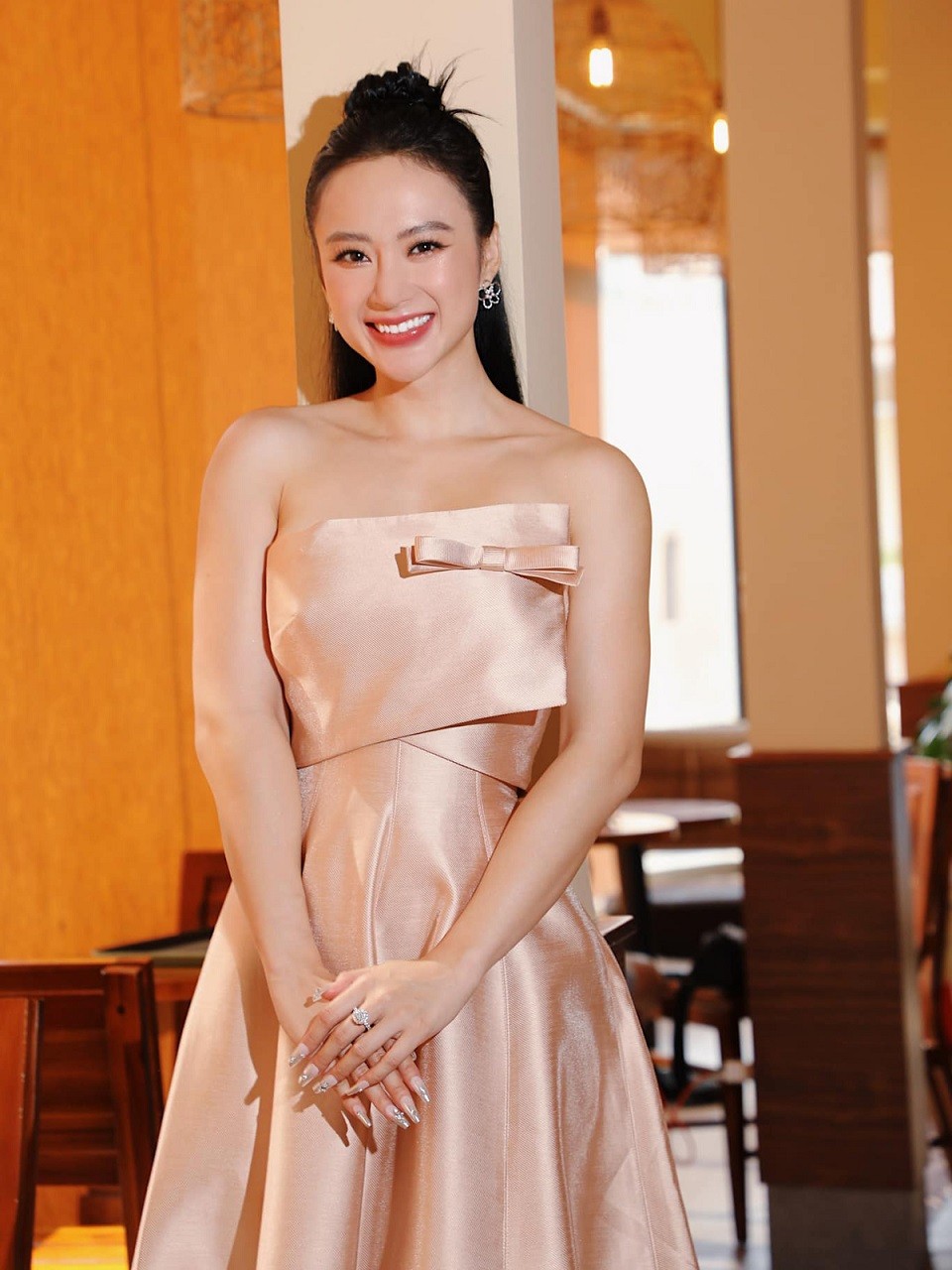 Angela Phương Trinh