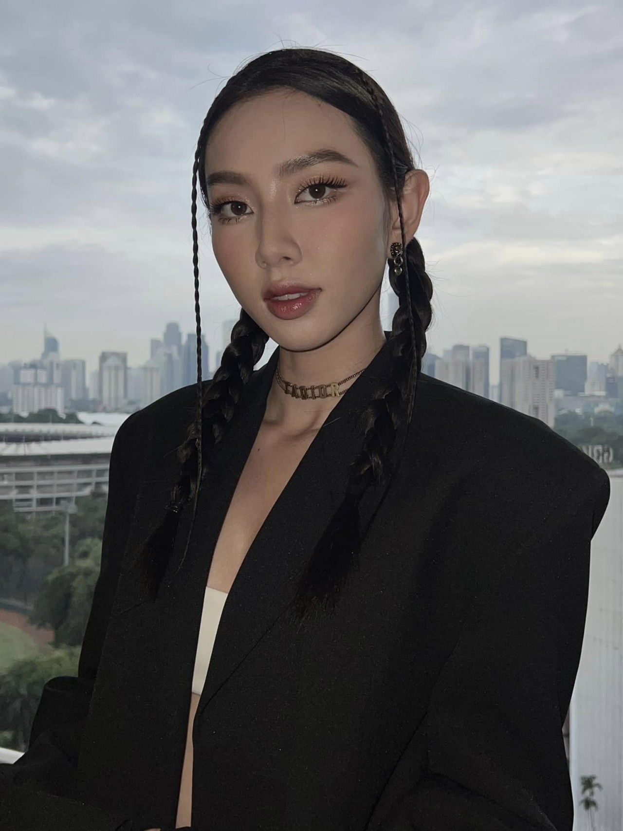 Hoa hậu Thùy Tiên