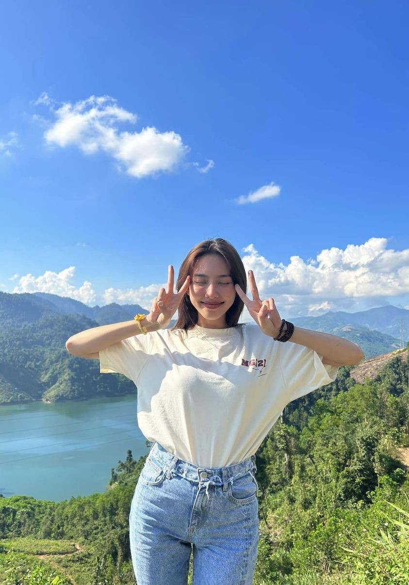 Hoa hậu Thùy Tiên