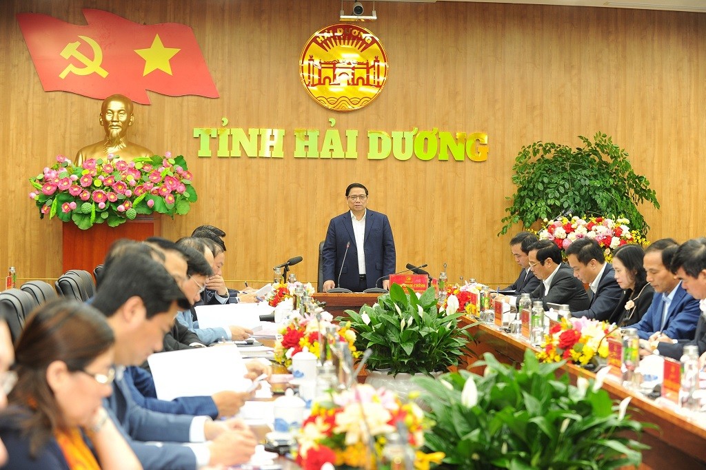 Thủ tướng Phạm Minh Chính và đoàn công tác làm việc với Ban Thường vụ Tỉnh ủy Hải Dương.
