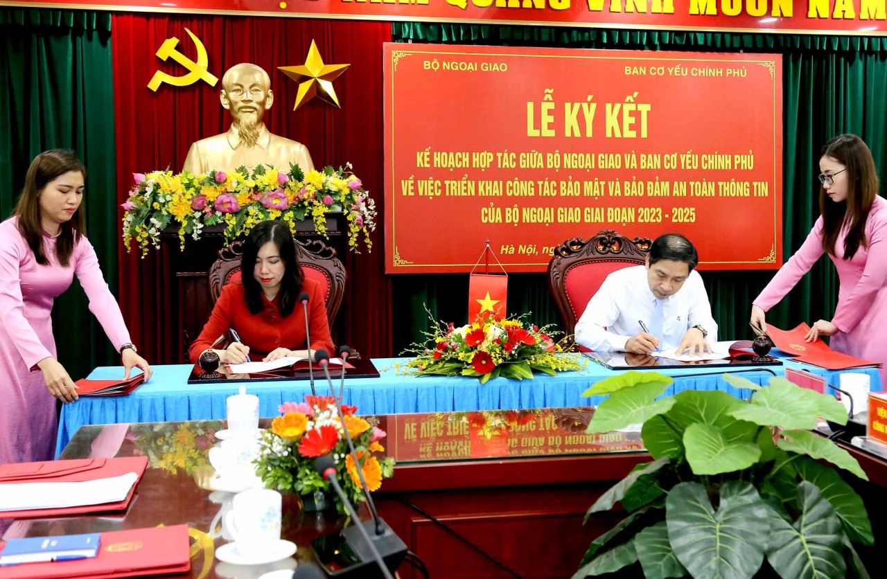 Bộ Ngoại giao và Ban Cơ yếu Chính phủ phối hợp chặt chẽ trong công tác bảo mật và an toàn thông tin