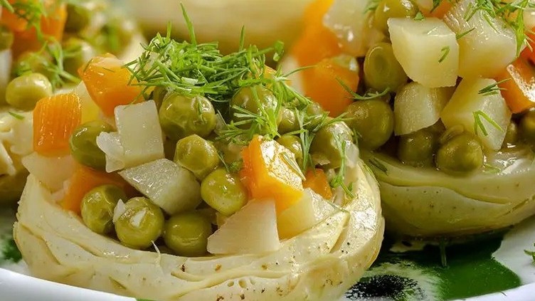 Độc đáo món khai vị truyền thống làm từ đế hoa atiso của người Thổ Nhĩ Kỳ