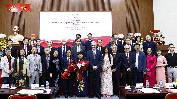 Thúc đẩy tình hữu nghị và hợp tác Việt Nam-Pháp trong giai đoạn mới