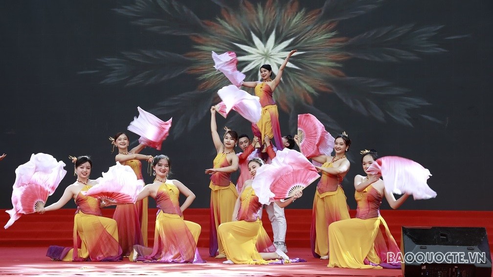 Hội Báo toàn quốc 2023: Sôi động 'Bước nhảy thanh niên'